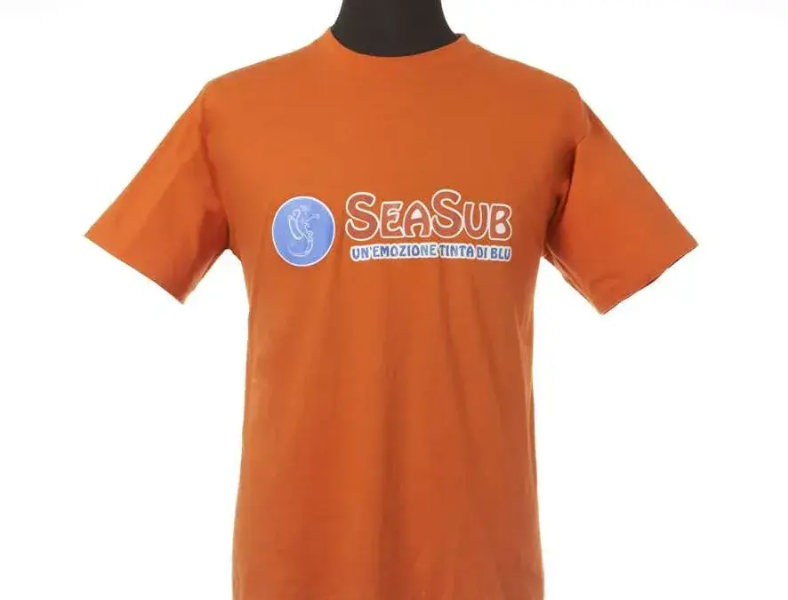 T-shirt arancione